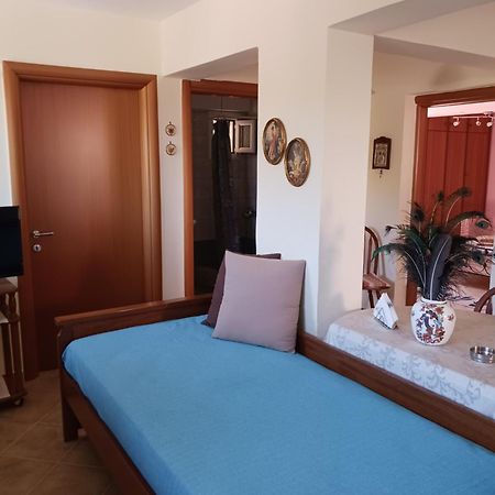 Agistri Sophia'S Apartment Skála Екстериор снимка
