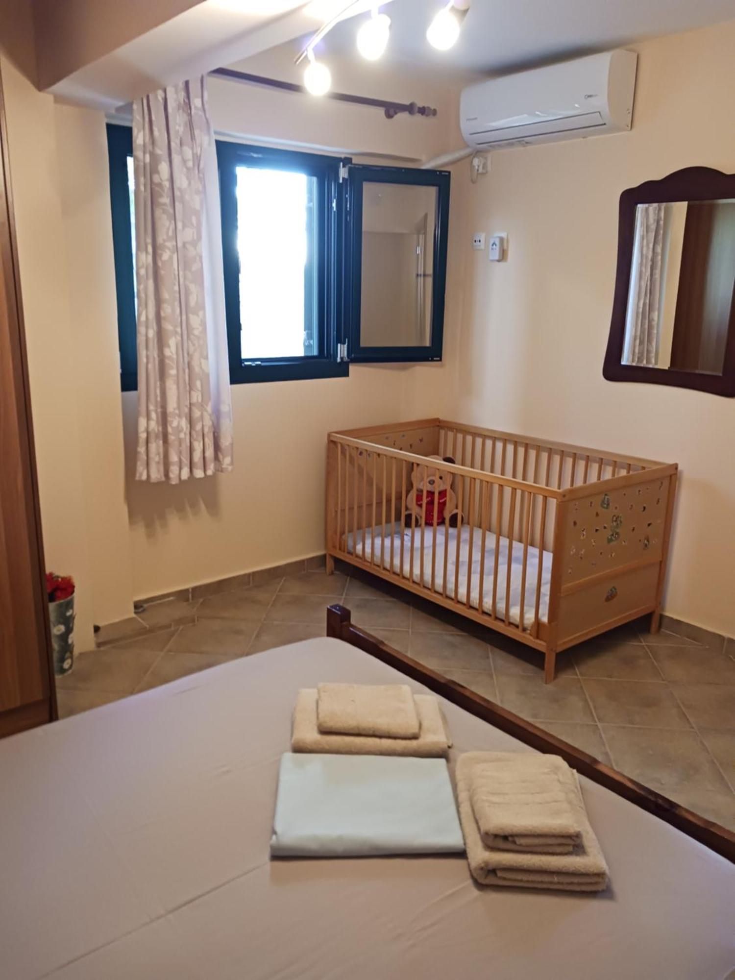 Agistri Sophia'S Apartment Skála Екстериор снимка